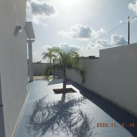 Olinda Villa