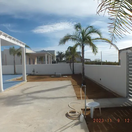 Olinda Villa Triscina